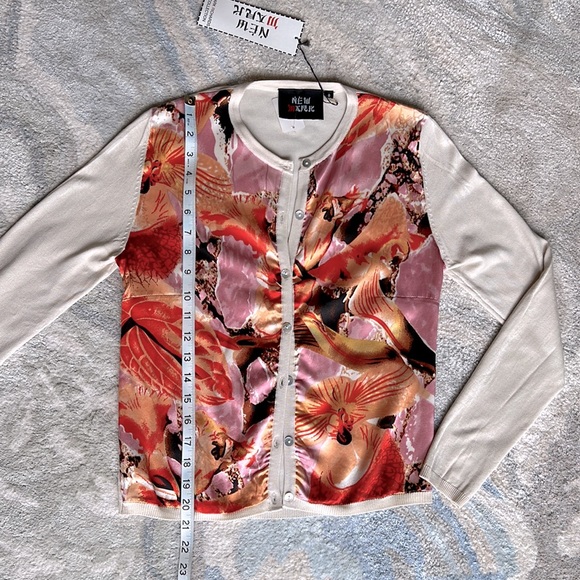 Coordinating Silk Tank and Cardigan HP🎉 - Picture 7 of 16